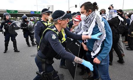 استفاده از ماسک و نمادهای تروریستی در تجمعات اعتراضی ایالت ویکتوریا ممنوع می‌شود