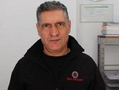 اطلاعات مهم و مفید در خصوص نگهداری اتومبیل و تفاوت میان نمایندگی های خدمات اتومبیل با تعمیرکاران دارنده مدرک معتبر استرالیا  /گفتگو با " کریم عالم " متخصص و تعمیر کار مورد تائید اتومبیل در ملبورن استرالیا  / رادیو نشاط ..رضا سمامی   