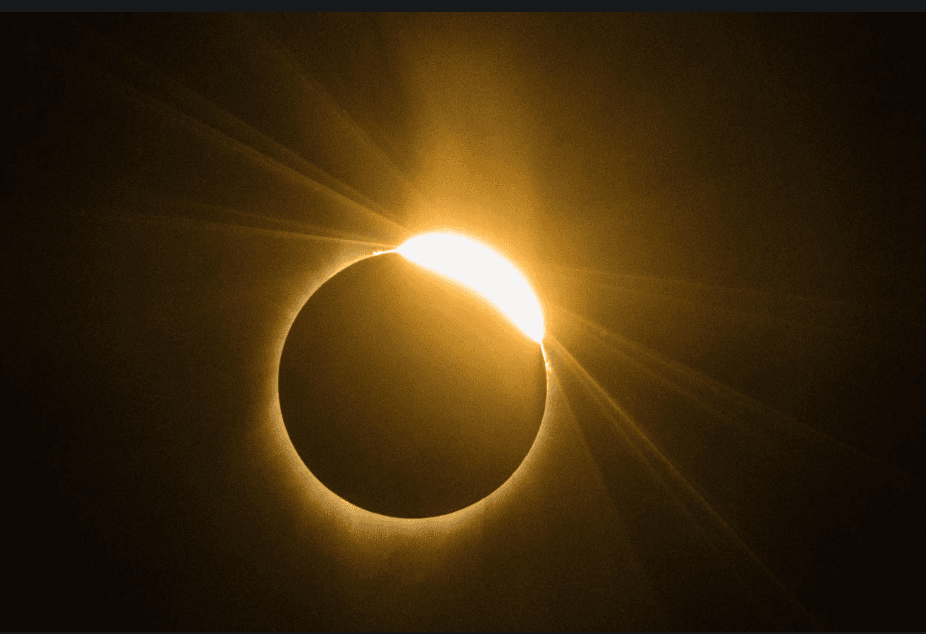 چگونه می توانیم طولانی ترین ماه گرفتگی کامل قرن 21 را در استرالیا ببینم؟