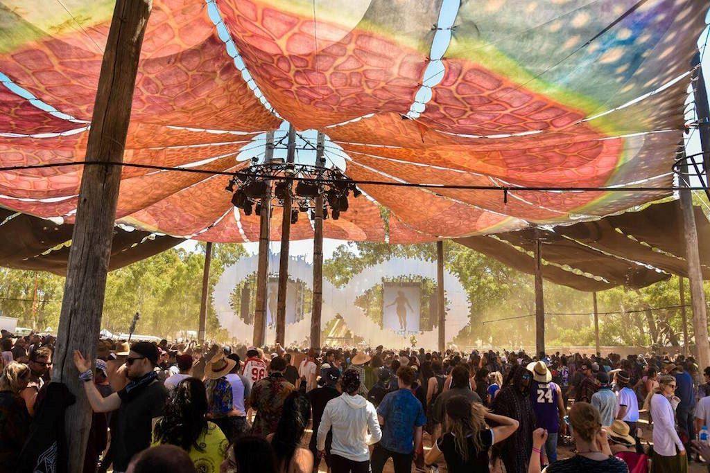   برگزار کننده جشنواره رقص در فضای باز ، در بازداشتگاه پلیس ملبورن درگذشت