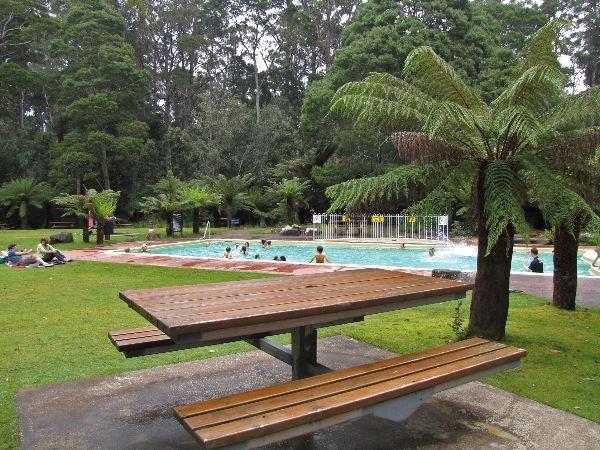 گردشگری استرالیا/ایالت تاسمانی(هوبارت)..Hastings, TAS/چشمه های آب گرم و غار های(Hastings Caves and Thermal Springs )