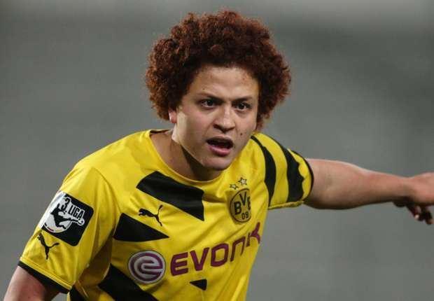 حضور "مصطفی امینی "بازیکن افغانستانی _استرالیایی ،در تیم ملی فوتبال استرالیا