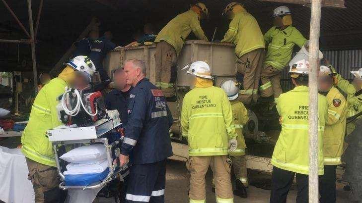 گیر کردن پاهای  یک مرد در دستگاههای کشاورزی در کوئینزلند استرالیا