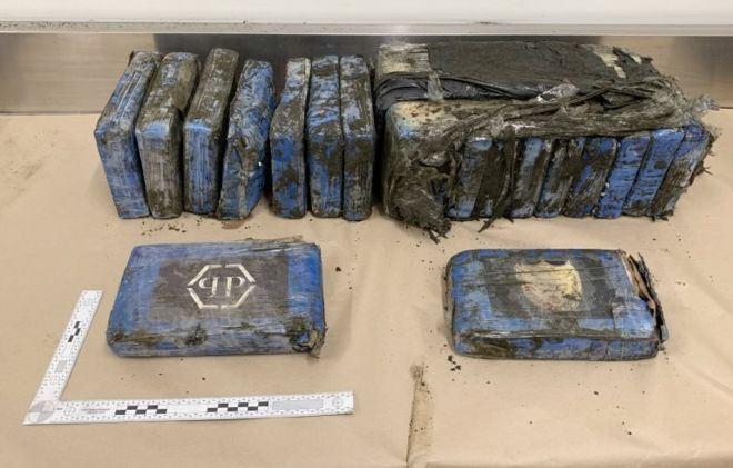 کشف محموله کوکائین که دوهزار کیلومتری در دریا سفر کرد