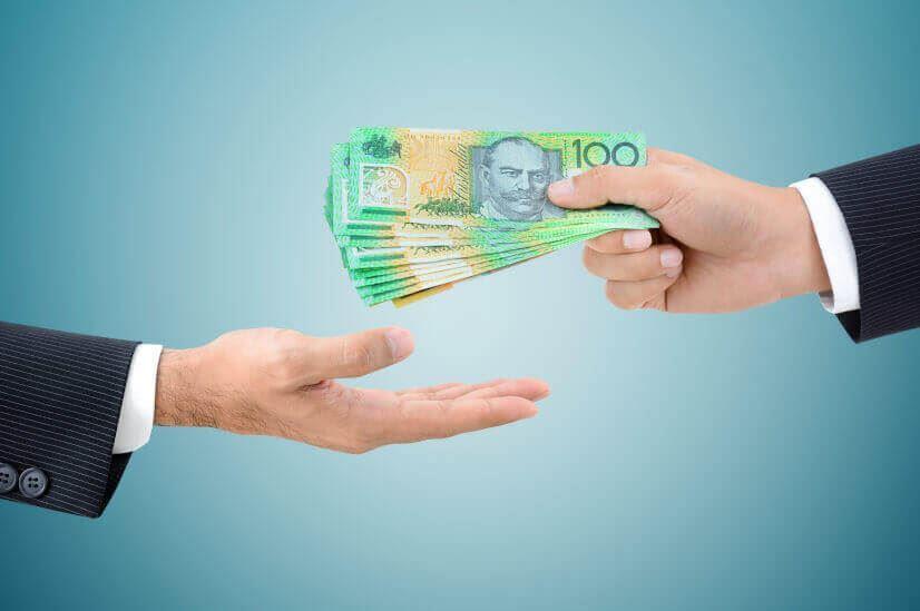 حداقل دستمزد قانونی در سراسر استرالیا ۱۹/۴۹ دلار /مرکزی جدید برای کمک به مهاجران قربانی دزدی دستمزد 