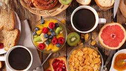 بسیاری از مواد خوراکی را نباید با شکم خالی صرف کرد