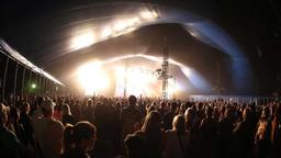 چنانچه محدودیت های کرونایی در استرالیا همچنان ادامه داشته باشد، قطع پرداخت سوبسید حقوق برای بخش برنامه های تفریحی زنده ،نگران کننده خواهد بود