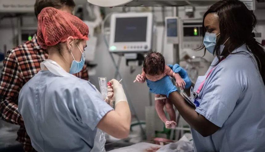 ابتلای یک نوزاد به نوعی عجیب از کرونا