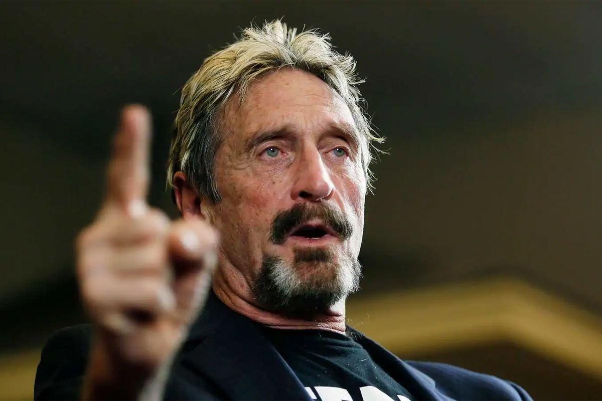 خالق نرم‌افزای مک‌آفی و اتهام کلاهبرداری برای تبلیغ رمزارزها