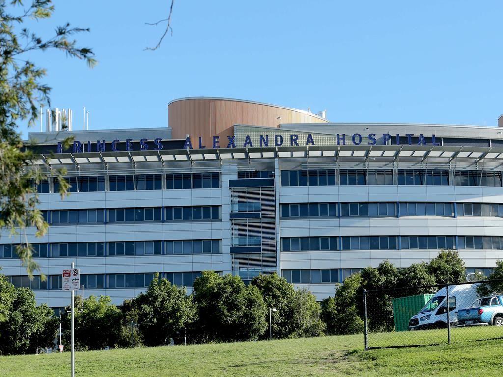 بیمارستان‌ها و آسایشگاه‌های سالمندان در بریزبن قرنطینه شدند