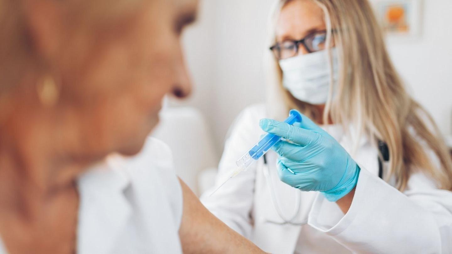 توقف تزریق واکسن آسترازنکا در ایرلند