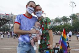 واتیکان: همجنس‌گرایی گناه است