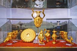 بازگشت ۲۸ اثر باستانی از اتریش به ایران