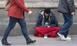 انتقاد به اخراج بی‌خانمان‌های خارجی از بریتانیا