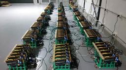 توقف تولید رمز ارز در ایران اشتباه است