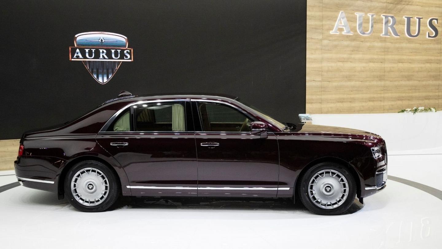 نخستین لیموزین ساخت روسیه در مدار تولید انبوه