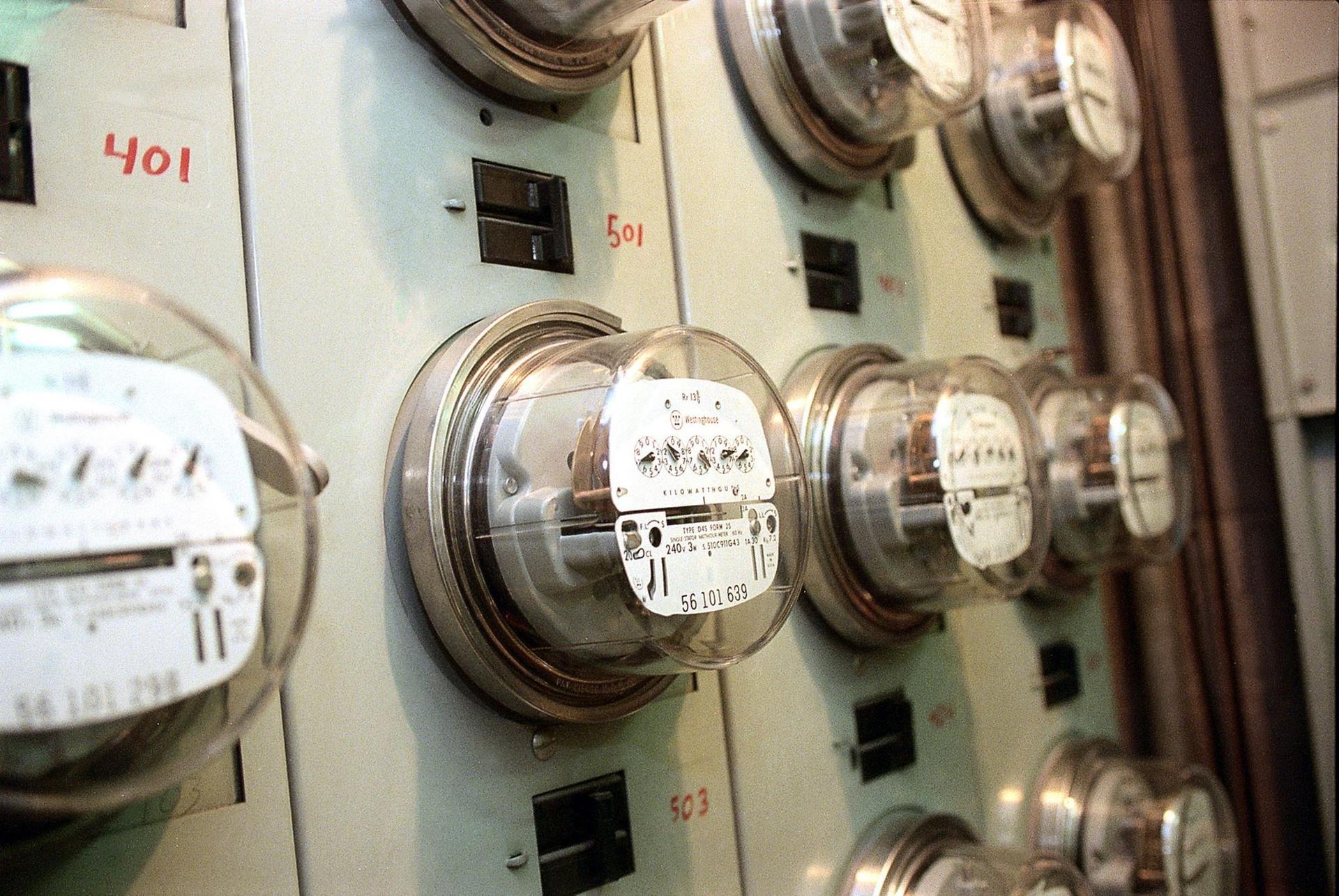 چند درصد درآمد اروپایی‌ها صرف هزینه برق می‌شود؟