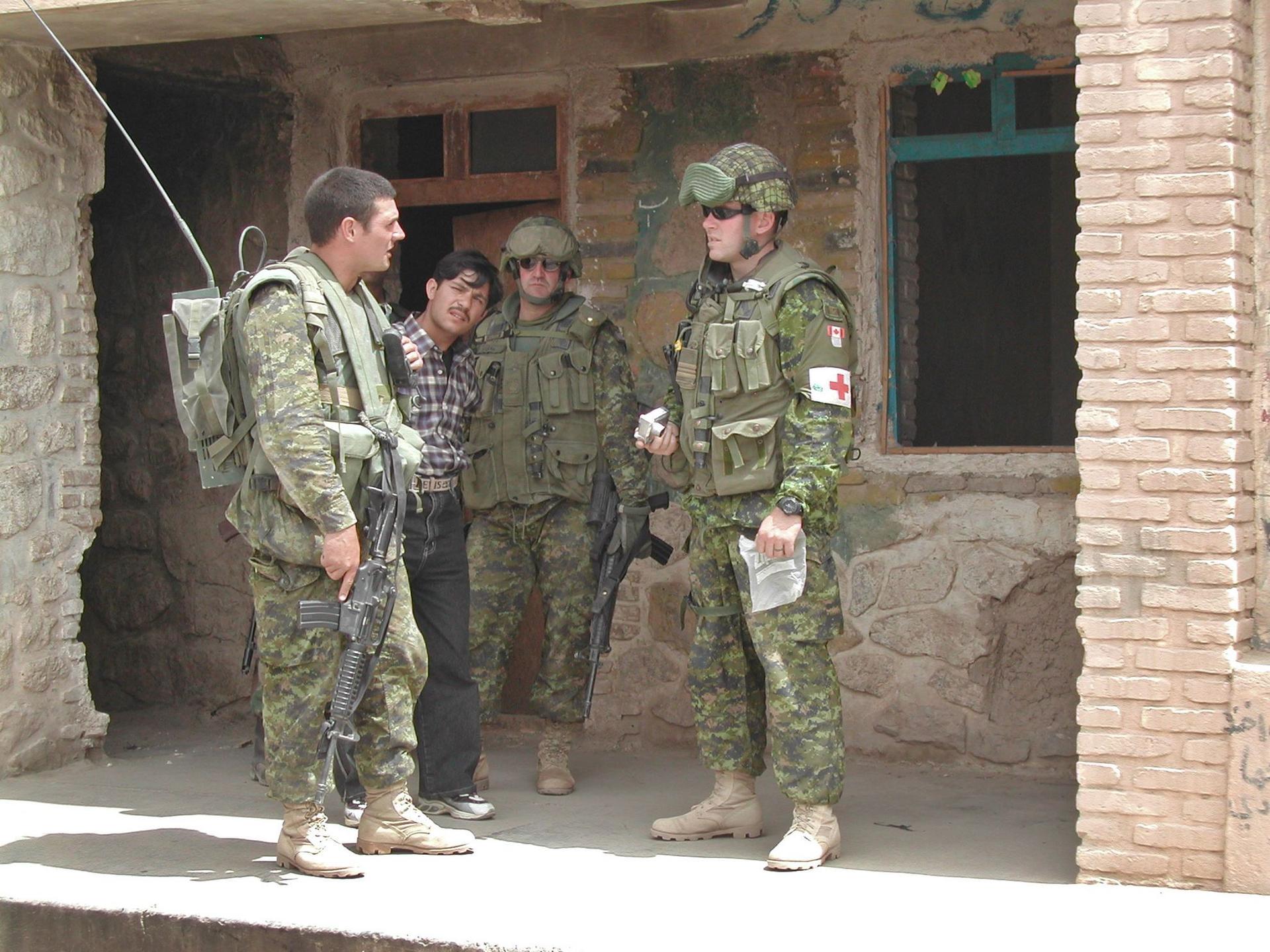 به زودی مترجمان افغان در آمریکا پناه داده می‌شوند