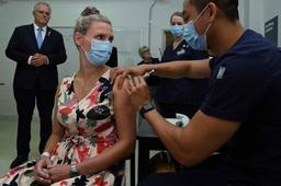 تسریع در برنامه واکسیناسیون استرالیا با سرعت بخشیدن به صدور ویزای داروسازان