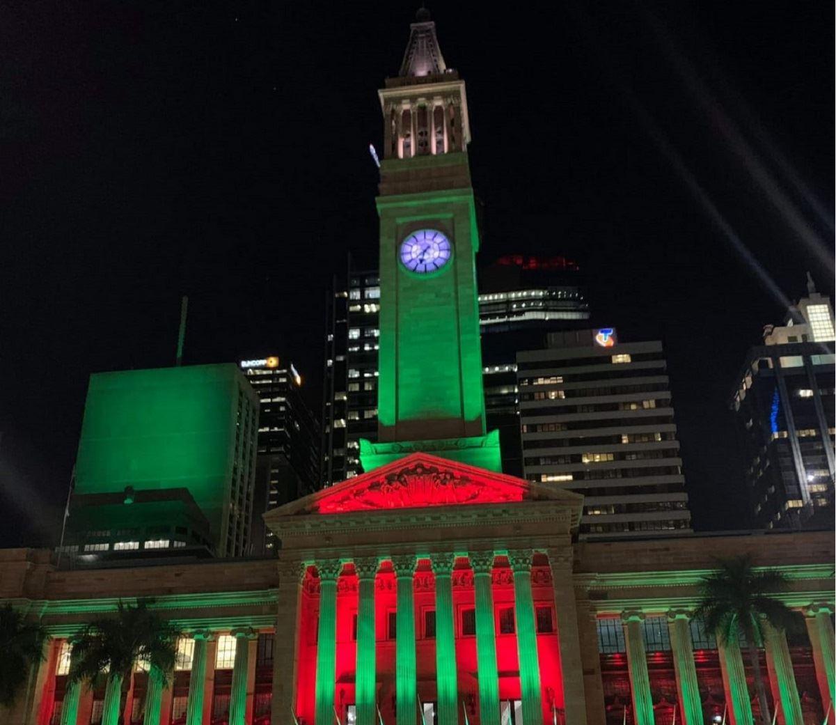 نورپردازی دیوار پارلمان استرالیا و برج شهرداری این کشور به رنگ پرچم افغانستان