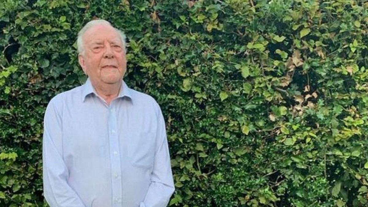 مسن‌ترین فرد بریتانیایی با قلب پیوندی، تولد 90 سالگی را جشن می‌گیرد