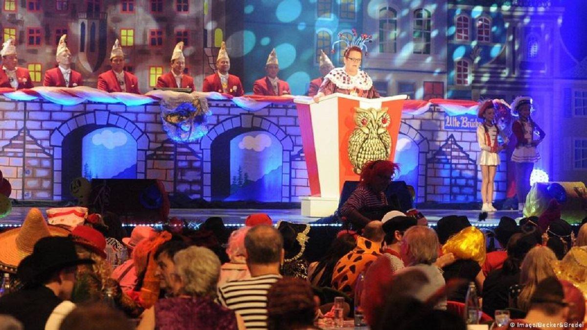 فضای بسته، عامل ابتلای نیمی از مهمانان یک ضیافت به بیماری کرونا