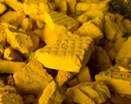 هجوم دلالان برای خرید اورانیوم، قیمت‌ها را افزایش داد