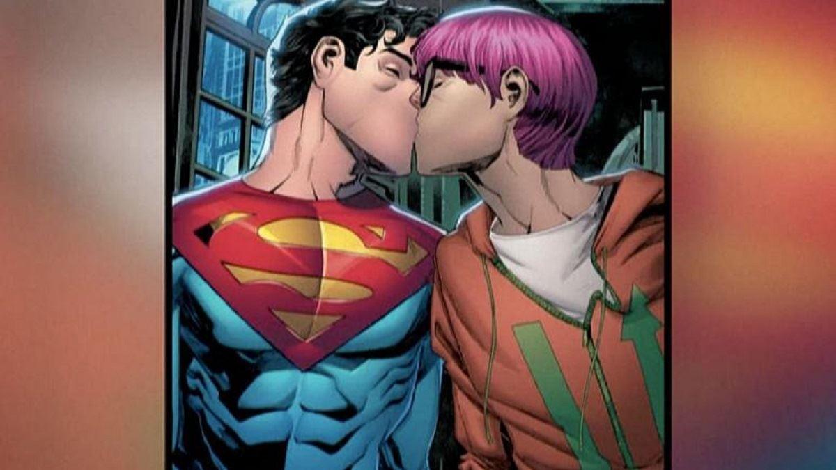 سوپرمن، دوجنسگرا شد