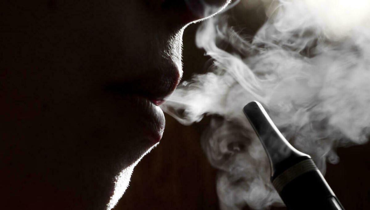 مجوز فروش سیگارهای الکترونیکی برای نخستین‌بار در آمریکا