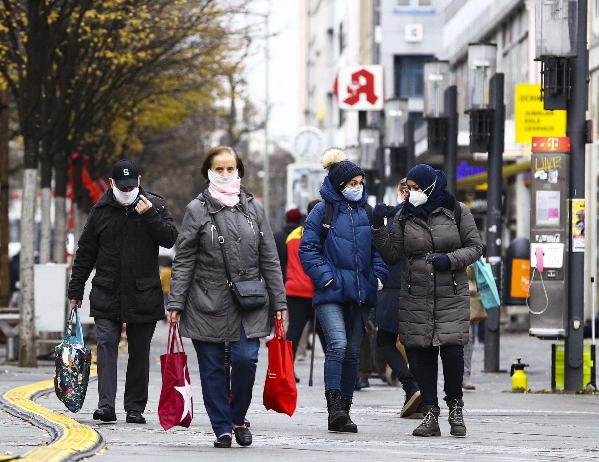 ایمنی واکسن بیشتر از آنتی‌بادی ناشی از ابتلا به کرونا است