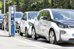 برقی شدن 30 درصد خودروهای آلمان تا سال 2022