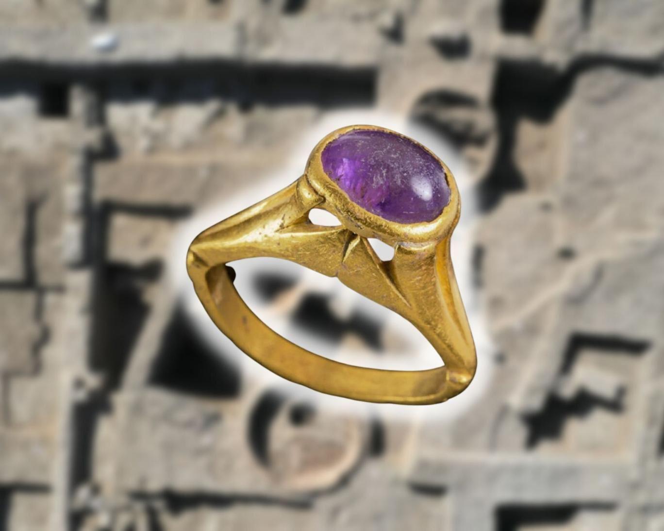 کشف انگشتر ضدخماری توسط باستان‌شناسان اسرائیلی