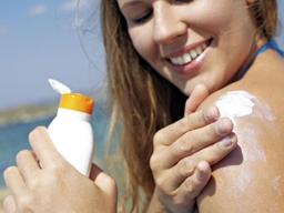 توقف فروش سه نوع محصول ضد آفتاب سرطان‌زا در استرالیا