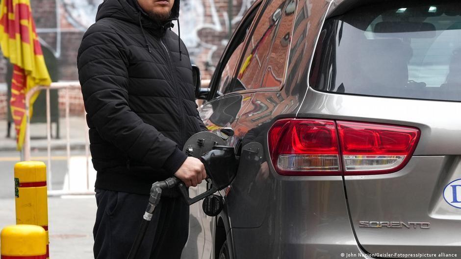 چرا بنزین در استرالیا گران است؟