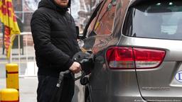 چرا بنزین در استرالیا گران است؟