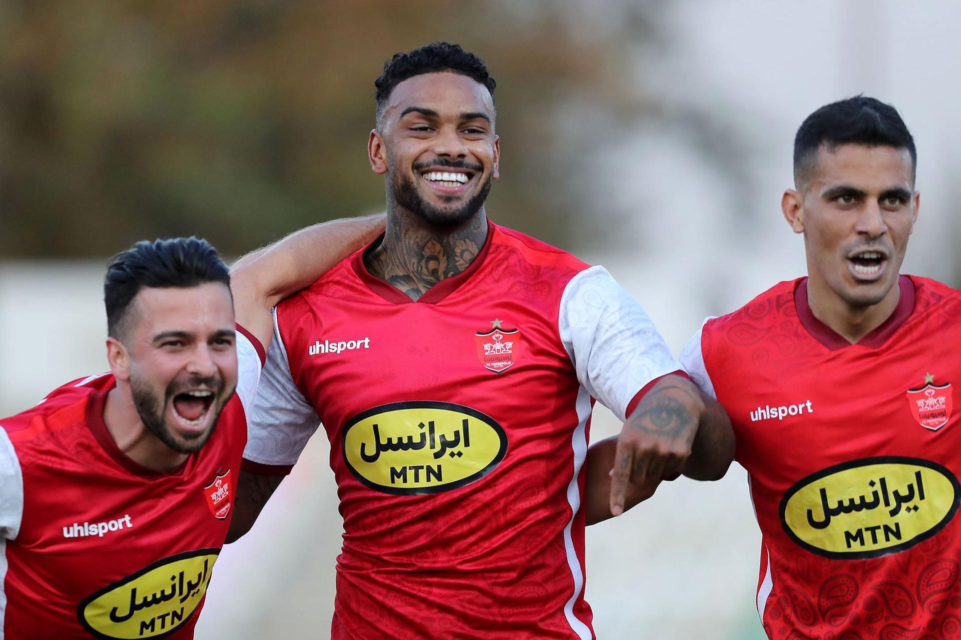 ترس مهاجم پرسپولیس از گروگان گرفته شدن و خروج از ایران