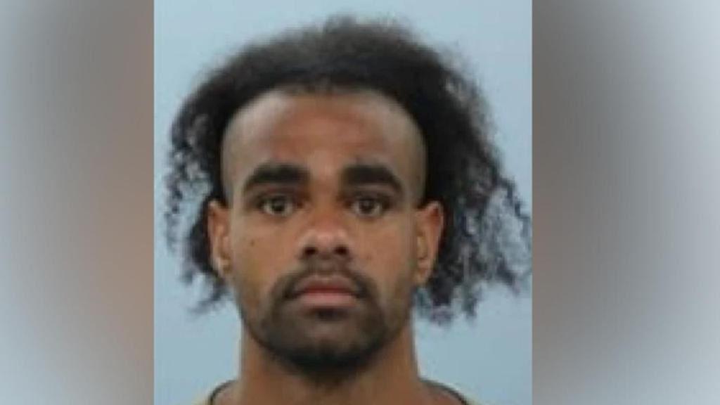 تلاش پلیس کوئینزلند استرالیا برای یافتن محل اختفای سه زندانی فراری