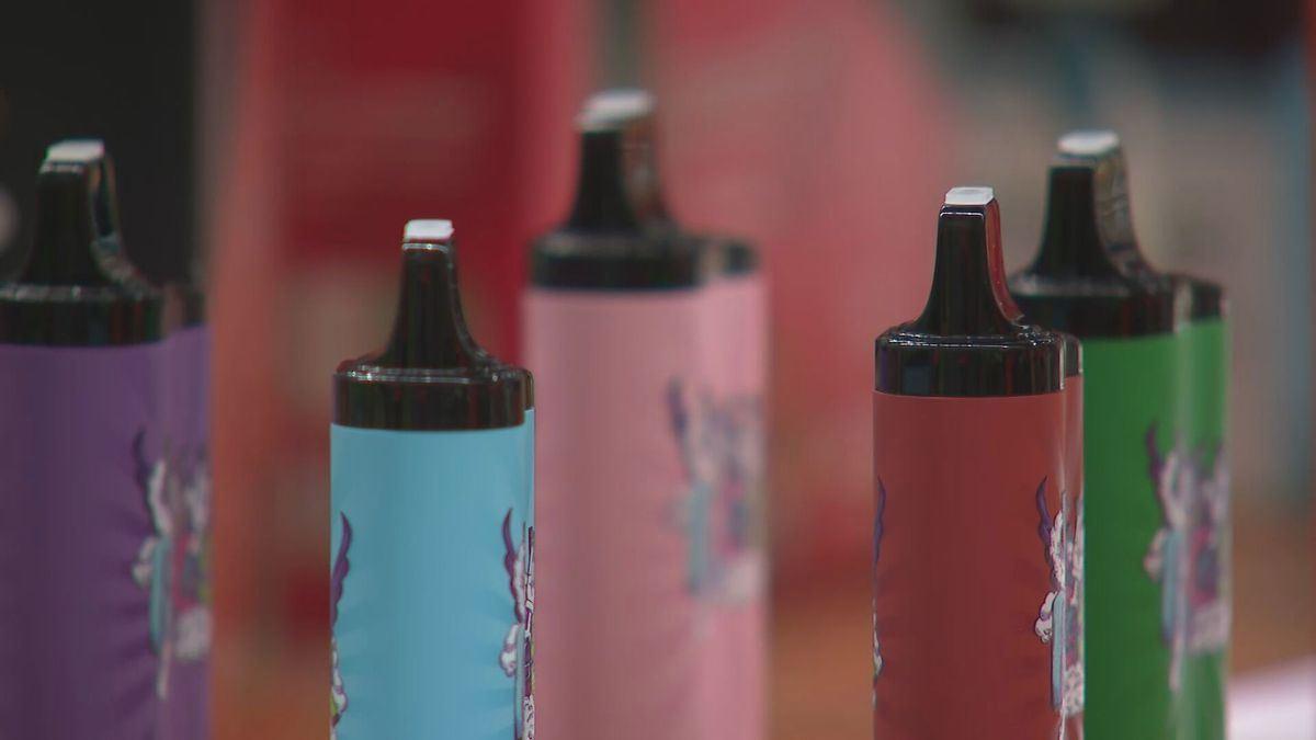 واردات سیگارهای برقی به استرالیا غیرقانونی می‌شود