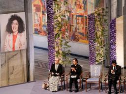 فرزندان نرگس محمدی، در غیاب او جایزه صلح نوبل را دریافت کردند