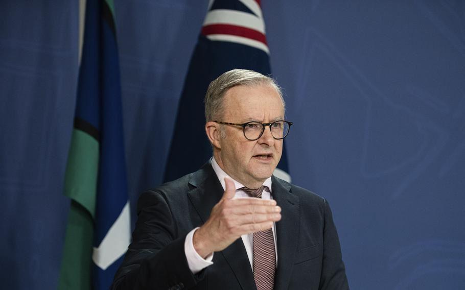 دولت آلبانیز، اسناد گمشده کابینه در مورد جنگ عراق را بررسی می‌کند