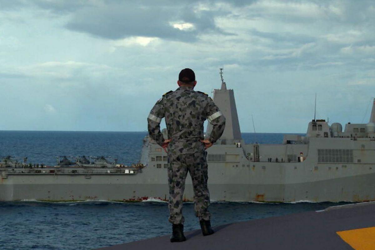 دولت استرالیا نیروی نظامی خارجی استخدام می‌کند