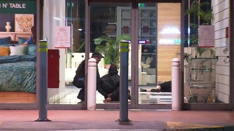 قرنطینه و تخلیه مرکز خرید وستفیلد در استرالیای جنوبی