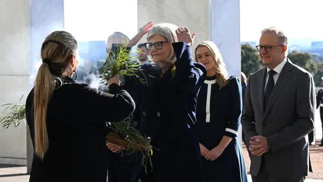 خانم موستین بیست و هشتمین مین فرماندار استرالیا ،سوگند یاد کرد