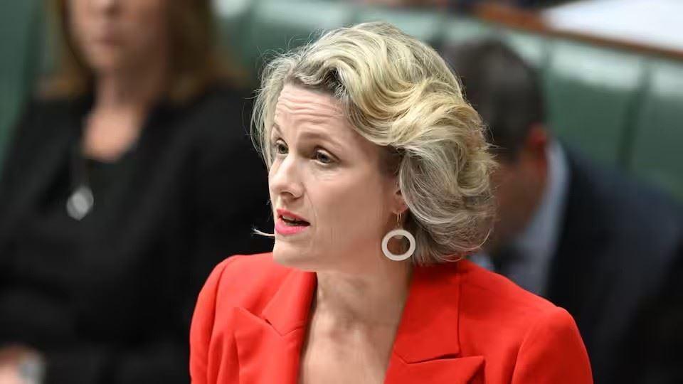 شهروندان استرالیا مراقب کلاهبرداران سایبری وعملیات فیشینگ باشند