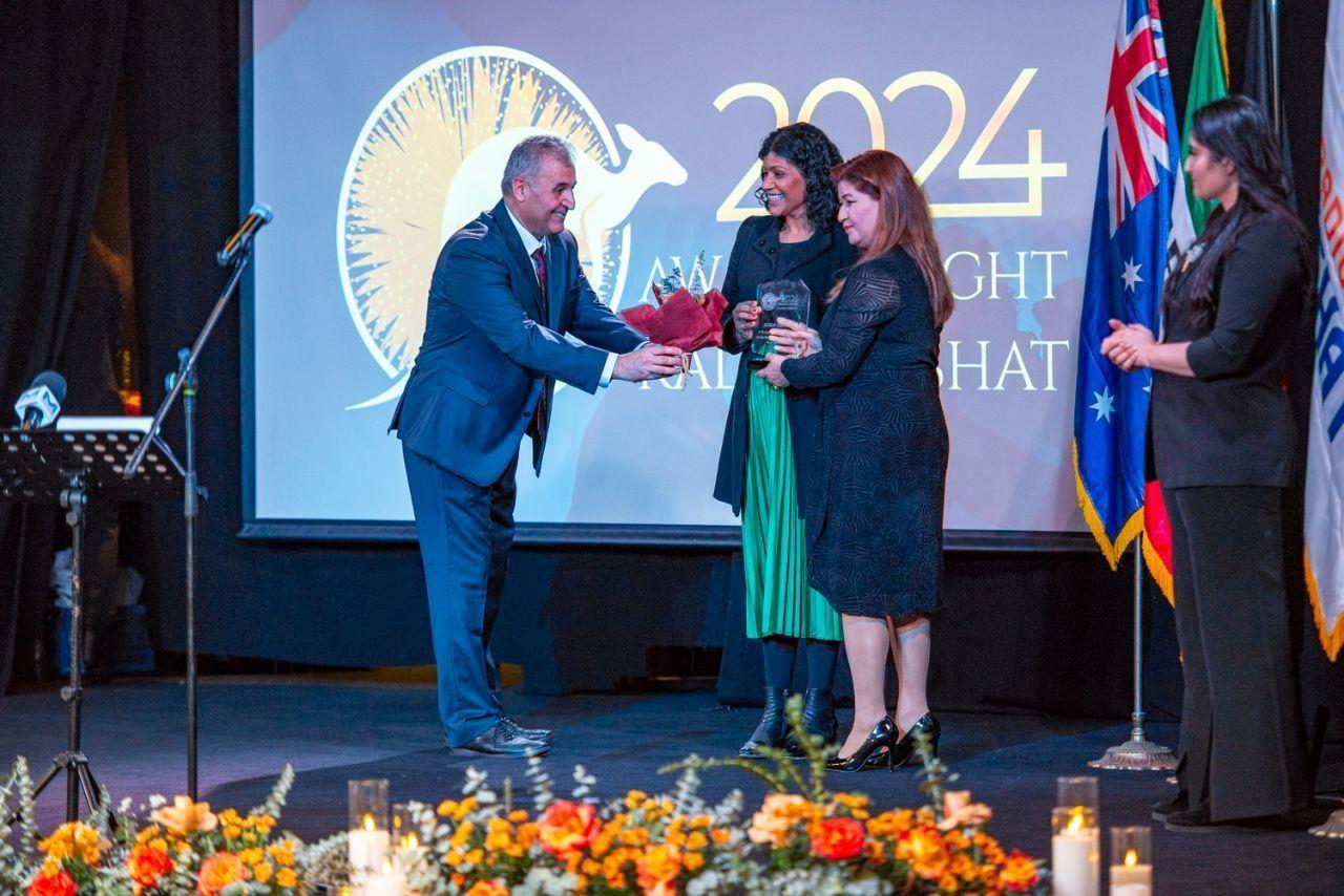 قدردانی حزب سبز استرالیا از برگزاری  اعطای جایزه به برترین های فارسی زبان