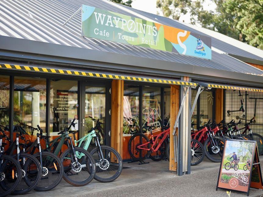 دولینگ‌آپ در استرالیای غربی مکانی محبوب برای گردشگران عاشق طبیعت