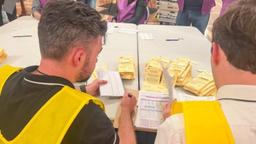 استخدام 100 هزار نفر در کمیسیون انتخابات استرالیا