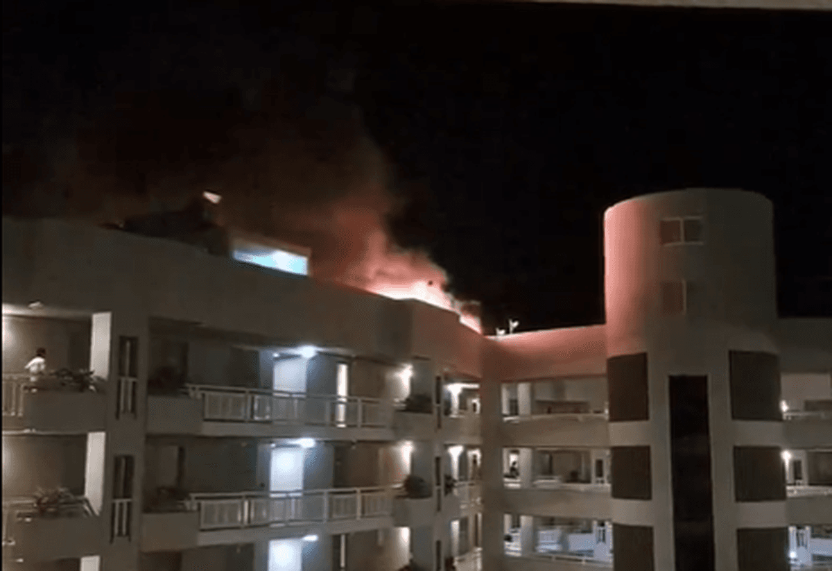 سقوط یک فروند هلی‌کوپتر ، روی یک هتل در ایالت کوئینزلند