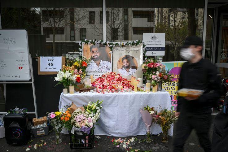 یک پناهجوی تامیل در اعتراض به سیاست دولت استرالیا در مورد پناهندگان، خودش را به آتش کشید