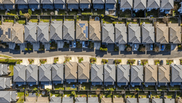 در کدام حومه‌های استرالیا خرید خانه با 50.000 دلار اندوخته امکان‌پذیر است؟